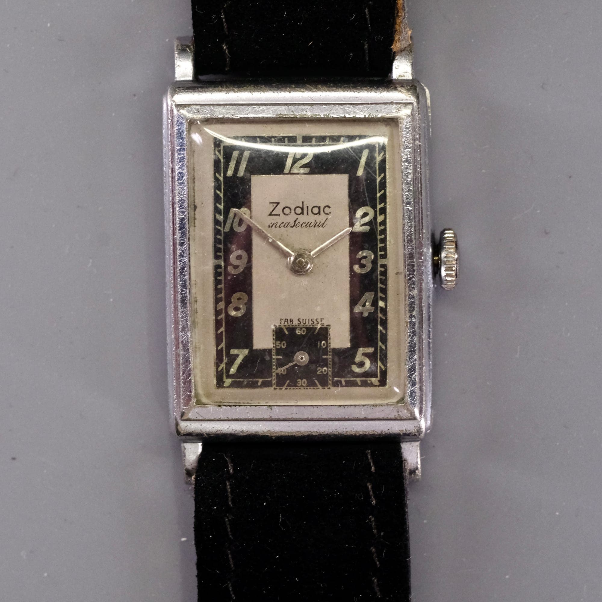 Zodiac Incasecurit Art Déco tank