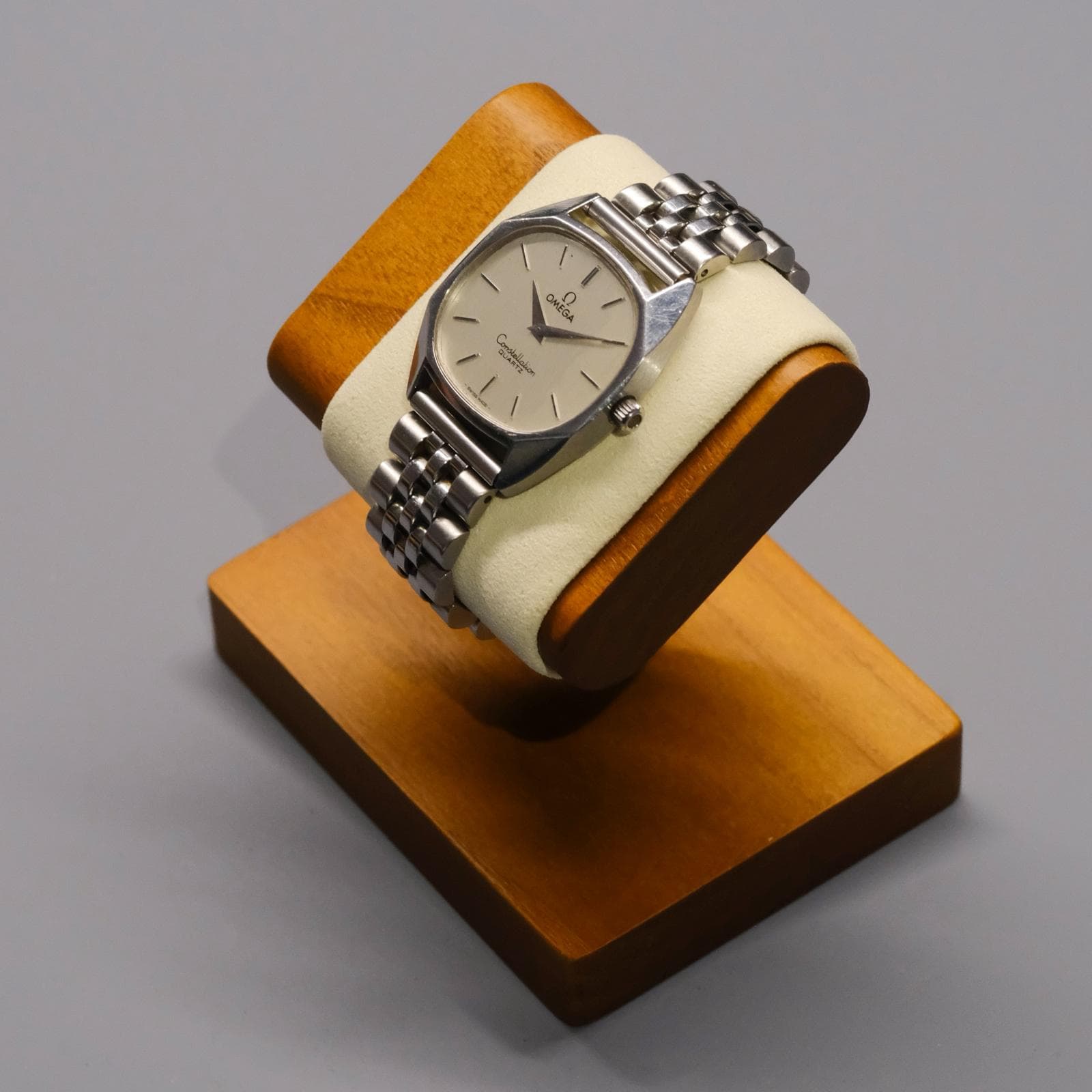 When Omega Bet on the Future and Lost: The Fascinating History of Swiss Quartz